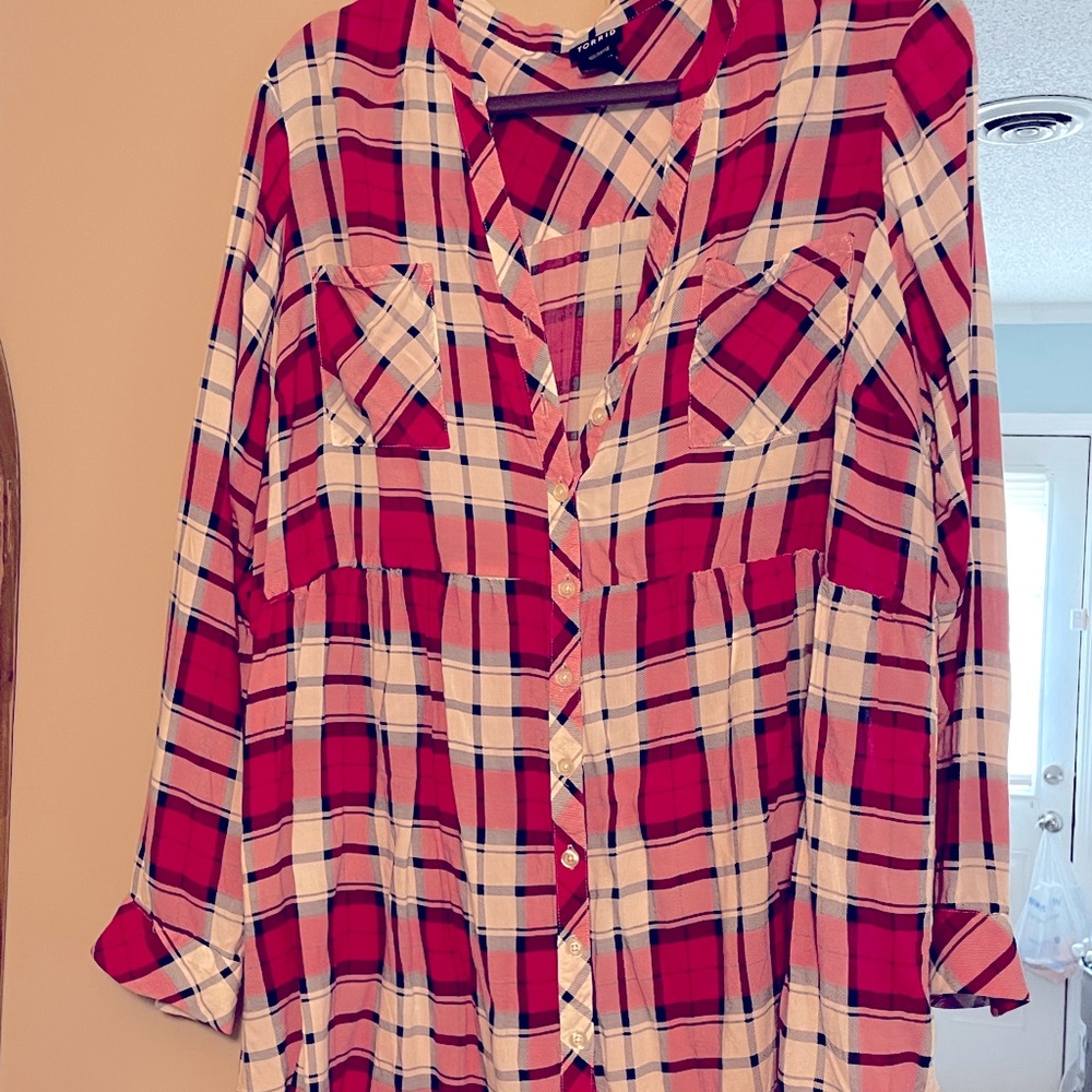 Torrid size 3 Red Plaid Tunic Shirt